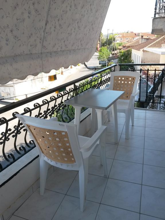 Drakopanagiotaki Rooms Agios Andreas  Ruang foto